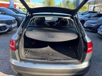 Usado Audi A6 170 HP (125 kW) 2010 Cinzento Carrinha