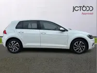 Used VW Golf VIII Edition 113 HP (83 kW) 2020 White Hatchback