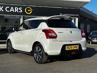 Used Suzuki Swift 90 HP (66 kW) 2019 White Hatchback