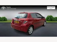 Used Toyota Yaris Multidrive S 99 HP (72 kW) 2012 Red Hatchback