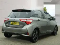 Used Toyota Yaris 100 HP (73 kW) 2017 Bronze Hatchback