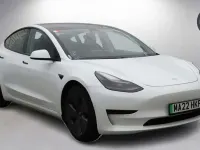 Used Tesla Model 3 Standard Range Plus 366 kW (498 HP) 2022 White Sedan