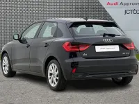 Käytetty Audi A1 Sport 94 HP (69 kW) 2023 Musta Katumaasturi