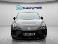 Usado MG MG4 EV Trophy 319 kW (435 HP) 2023 Cinzento Citadino