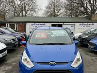 Używany Ford B-MAX Zetec 105 KM (77 kW) 2013 Niebieski Minivan