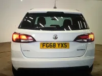 Used Vauxhall Astra 110 HP (80 kW) 2018 White Estate