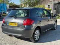 Used Toyota Auris 124 HP (91 kW) 2007 Grey Hatchback