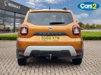 Käytetty Dacia Duster Prestige 114 HP (83 kW) 2018 Oranssi Katumaasturi