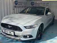 Usado Ford Mustang Fastback 317 CV (233 kW) 2016 Plateado Coupe