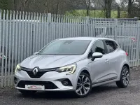 Used Renault Clio V Version S 2021 Silver Hatchback