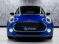 Używany Mini Cooper Classic 2019 Niebieski Hatchback