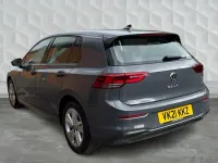 Usado VW Golf VII Life 150 HP (110 kW) 2021 Cinzento Citadino