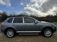 Begagnad Porsche Cayenne 2005 Grå SUV
