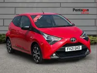 Used Toyota Aygo Trend 72 HP (52 kW) 2021 Red Hatchback