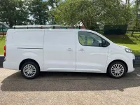 Used Vauxhall Vivaro 100 HP (73 kW) 2023 White MPV