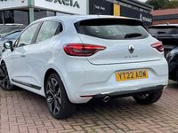 Używany Renault Clio V SE 90 KM (66 kW) 2022 Hatchback