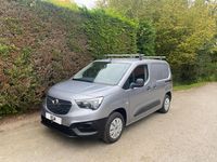 Used Vauxhall Combo Edition 100 HP (73 kW) 2019 Grey Van
