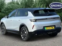 Second-hand Vauxhall Grandland 156 kW (213 CP) 2025 Gri SUV