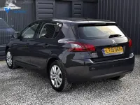 Usado Peugeot 308 Active 130 HP (95 kW) 2019 Cinzento Citadino