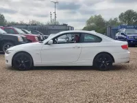 Used BMW 320 167 HP (122 kW) 2010 White Coupe