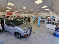 Used Citroën C4 PureTech 127 HP (93 kW) 2025 Green SUV