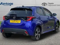 Used Toyota Yaris Design 113 HP (83 kW) 2025 Blue Hatchback