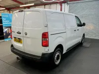 Used Vauxhall Vivaro S 100 HP (73 kW) 2023 White MPV