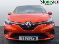 Used Renault Clio Play 101 HP (74 kW) 2020 Orange Hatchback