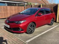 Used Toyota Auris Design 136 HP (100 kW) 2018 Red Estate