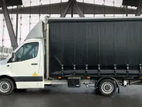 Używany Mercedes Sprinter Progressive 150 KM (110 kW) 2023 Biały Van