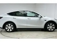 Used Tesla Model Y RWD 219 kW (299 HP) 2023 Pearl white SUV