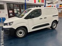 Used Peugeot Partner 100 HP (73 kW) 2020 White MPV