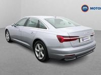 Usado Audi A6 Sport 204 HP (150 kW) 2023 Prateado Sedan