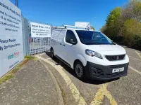 Używany Peugeot Expert 2021 Biały Van