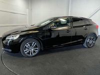 Used Volvo V40 Momentum 122 HP (89 kW) 2019 Black Hatchback