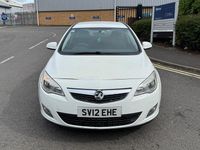 Usado Vauxhall Astra 95 CV (69 kW) 2012 Blanco Familiar