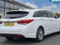 Used Hyundai i40 SE 116 HP (85 kW) 2016 White Estate