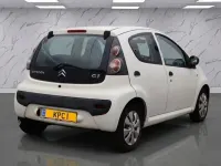 Używany Citroën C1 VTR Sport 68 KM (50 kW) 2012 Biały Hatchback