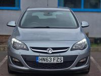 Gebraucht Vauxhall Astra 2013 Silber Kleinwagen