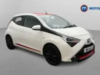 Second-hand Toyota Aygo x-press 69 CP (50 kW) 2018 Alb Hatchback