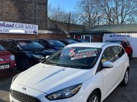 Used Ford Focus Zetec 120 HP (88 kW) 2015 White Estate