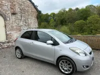 Used Toyota Yaris SR 2011 Silver Hatchback