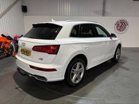 Used Audi Q5 S-Line 190 HP (139 kW) 2018 White SUV