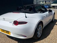 Używany Mazda MX5 131 KM (96 kW) 2015 Biały Kabriolet