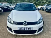 Second-hand VW Golf VIII R 2023 Alb Hatchback