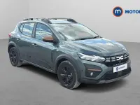 Used Dacia Sandero Extreme 91 HP (66 kW) 2024 Green Hatchback