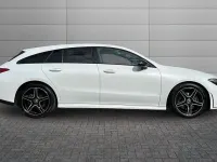 Used Mercedes CLA200 Executive 163 HP (119 kW) 2023 White Estate