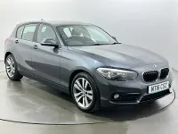 Begagnad BMW 116 Sport Line 2016 Grå Halvkombi