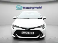 Begagnad Toyota Corolla 122 HK (89 kW) 2022 Vit Halvkombi