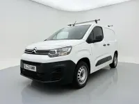 Używany Citroën Berlingo 100 KM (73 kW) 2023 Biały Minivan